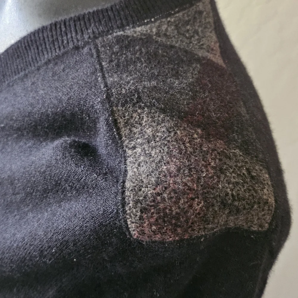 Burberry Brit Cashmere Wool Black Checkered Long Sleeve Sweater Sz. L - Picture 3 of 6